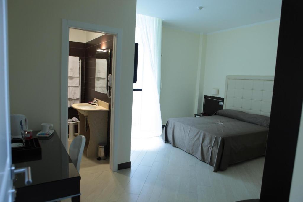 Hotel Ferdinando II Napoli Dış mekan fotoğraf