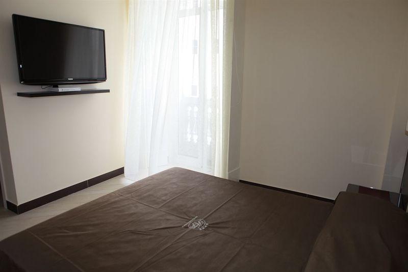 Hotel Ferdinando II Napoli Dış mekan fotoğraf